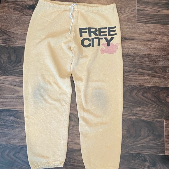 freecity | Pants \u0026 Jumpsuits | Free 